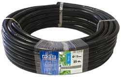 Tubería negra con goteros integrados